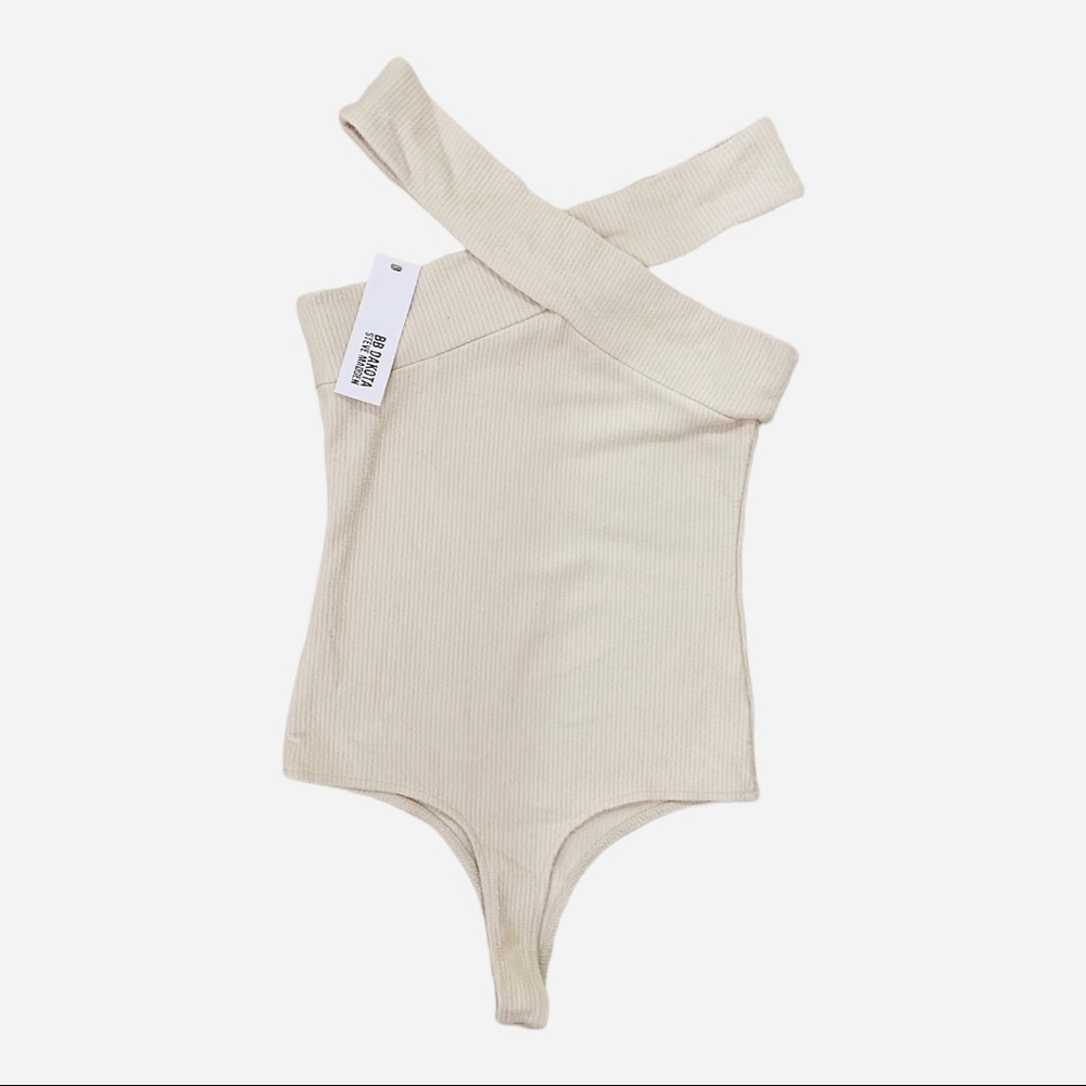BB Dakota Bodysuit Steve Madden Top Floor Crisscross Halter Neck Thong Back - Picture 6 of 10